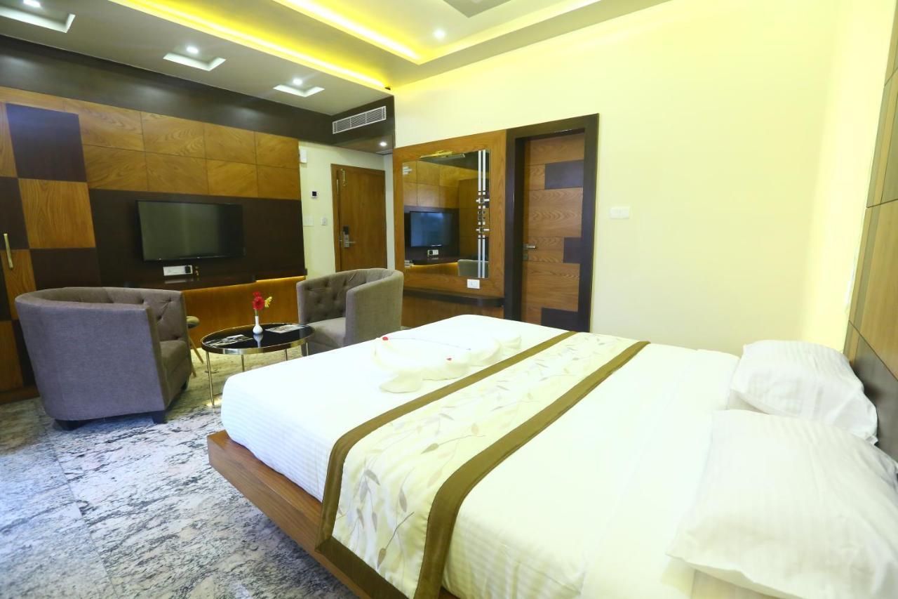 Hotel White Rock Bangalore Exteriör bild